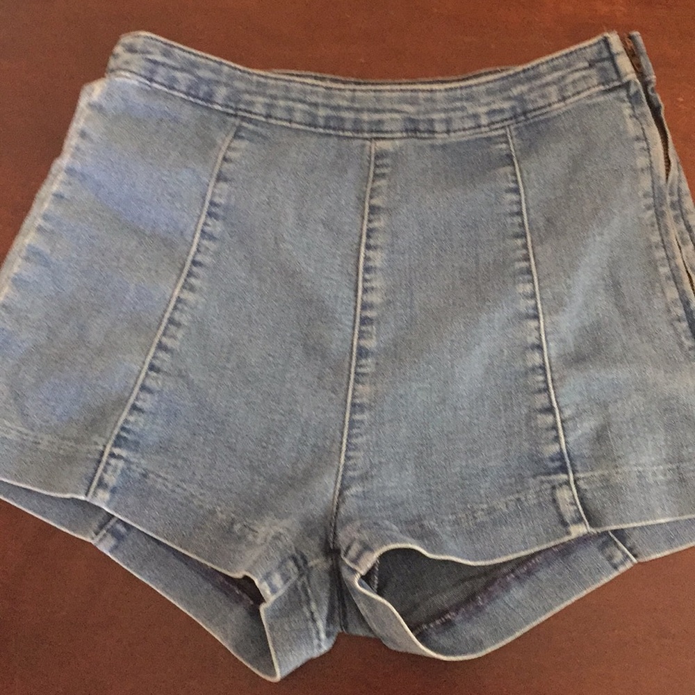 H&M high waisted shorts